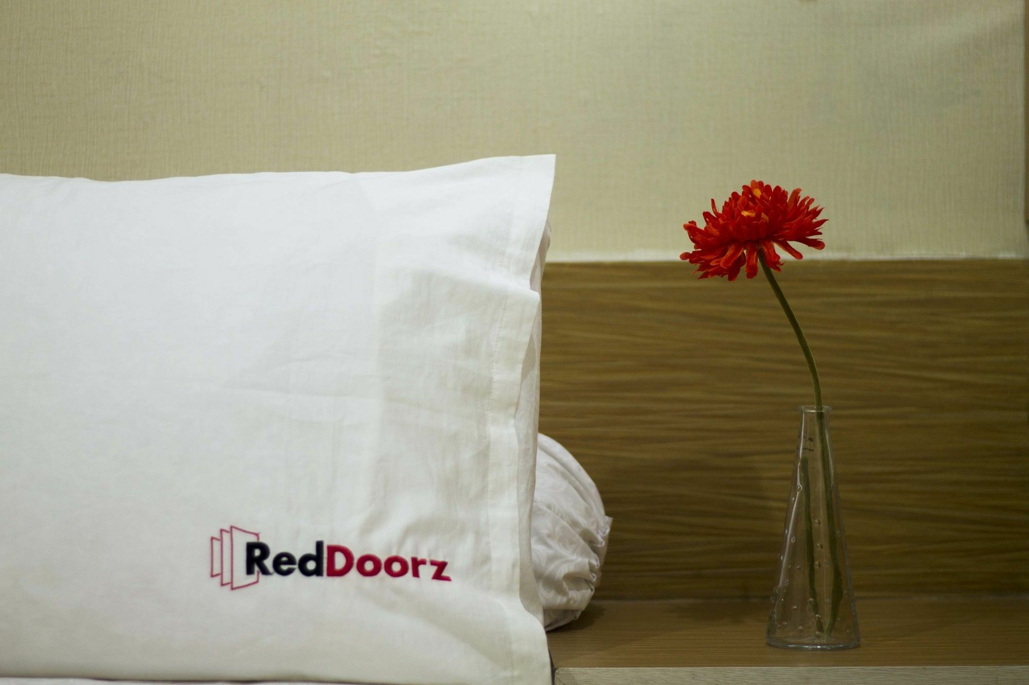 Redliving Apartemen The Suites Metro - Mary Tower E Bandung Exterior photo