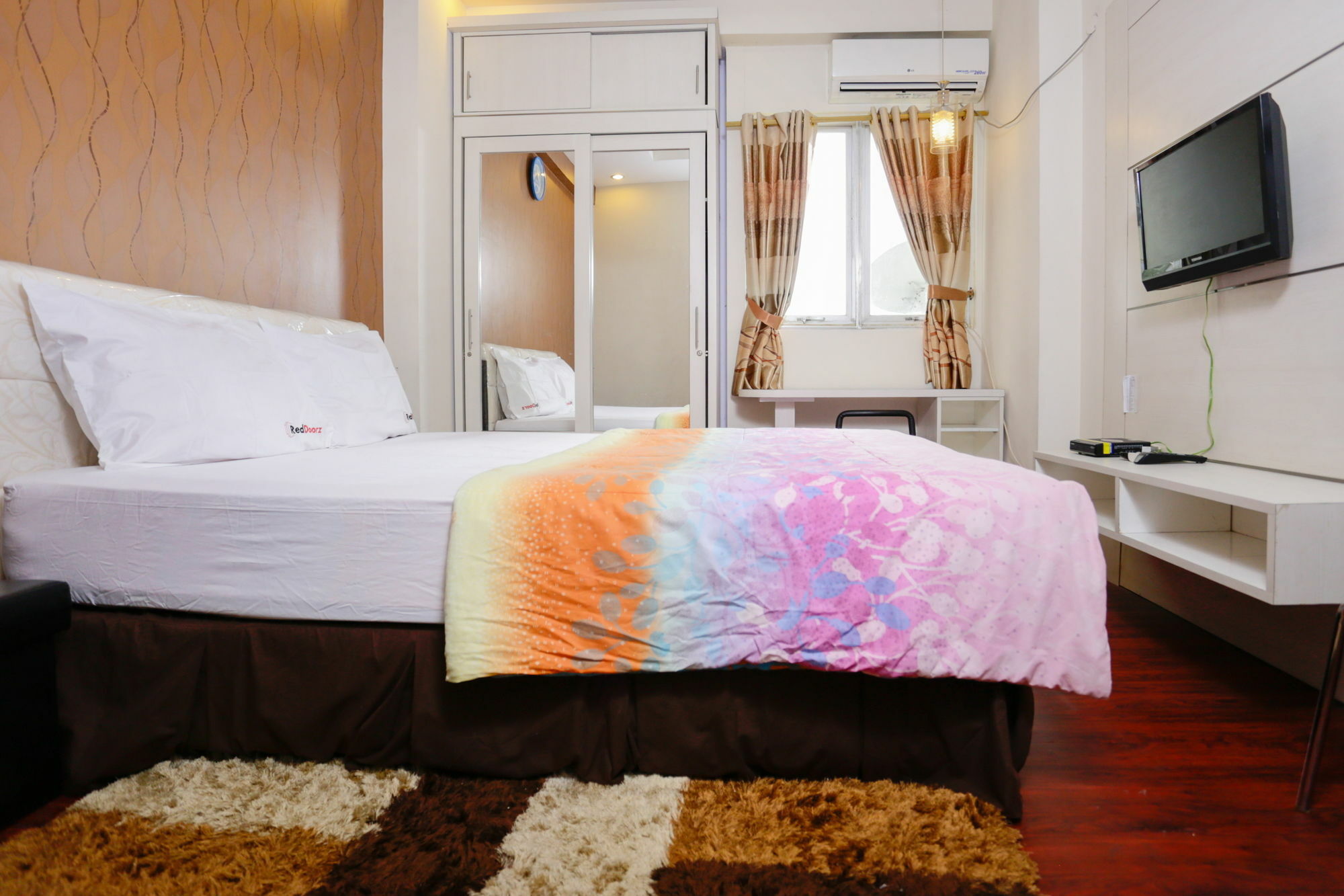 Redliving Apartemen The Suites Metro - Mary Tower E Bandung Exterior photo